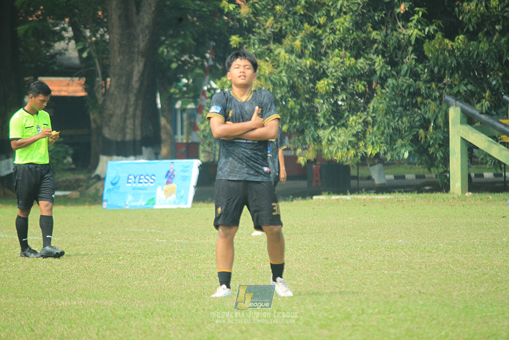 ijl u14 090825 wins soccer school vs metra muda soccer school