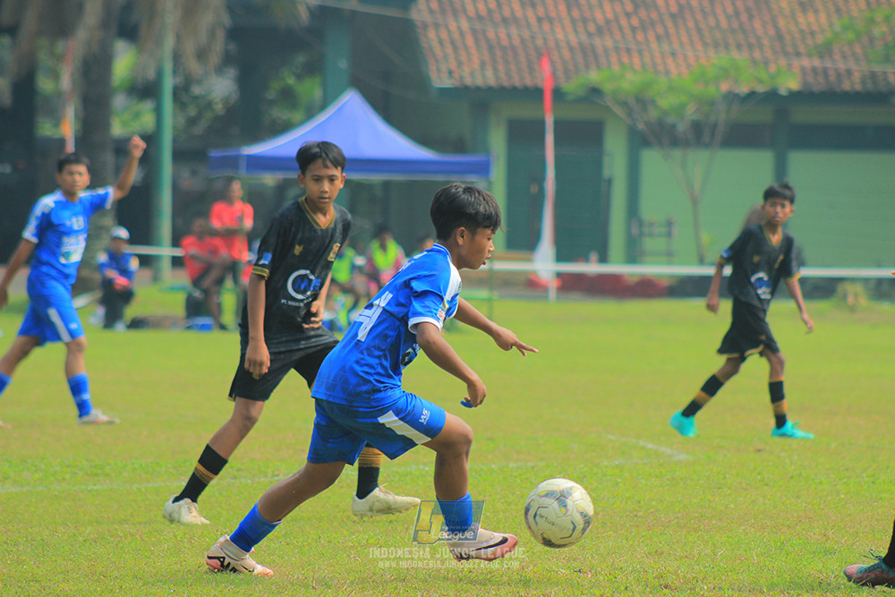 ijl u14 090825 wins soccer school vs metra muda soccer school