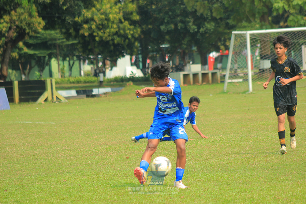 ijl u14 090825 wins soccer school vs metra muda soccer school