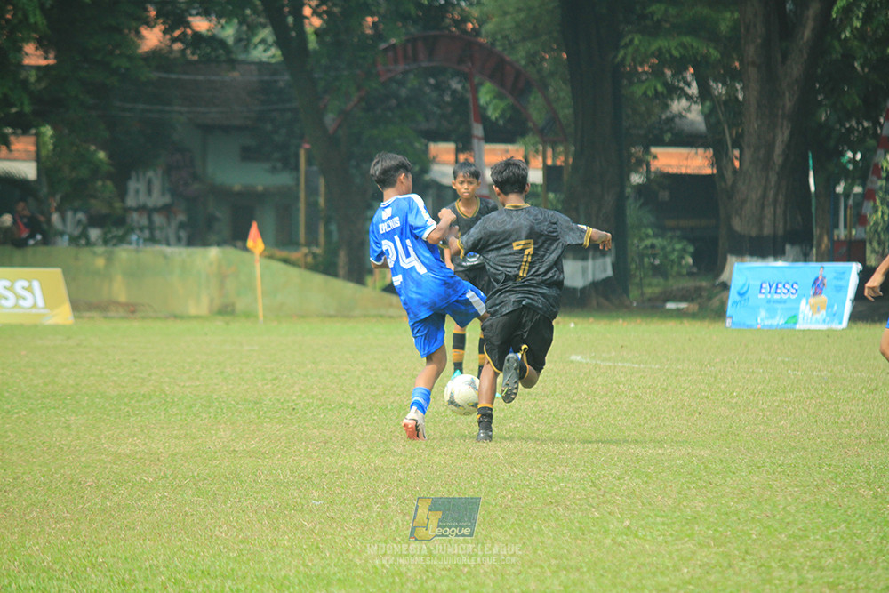 ijl u14 090825 wins soccer school vs metra muda soccer school