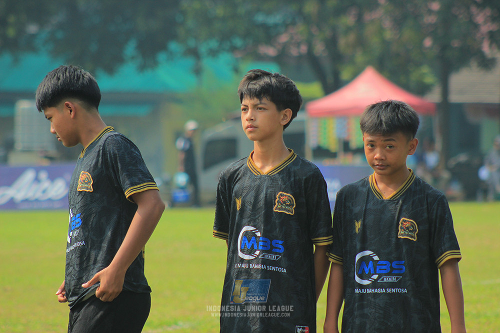 ijl u14 090825 wins soccer school vs metra muda soccer school