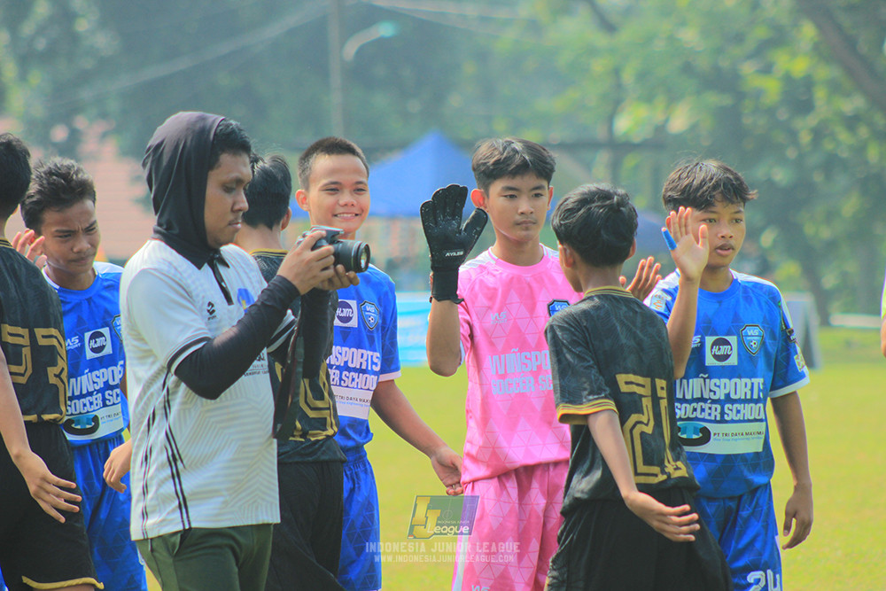 ijl u14 090825 wins soccer school vs metra muda soccer school