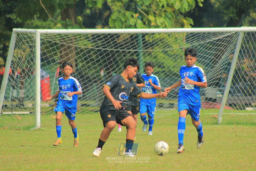 ijl u14 090825 wins soccer school vs metra muda soccer school