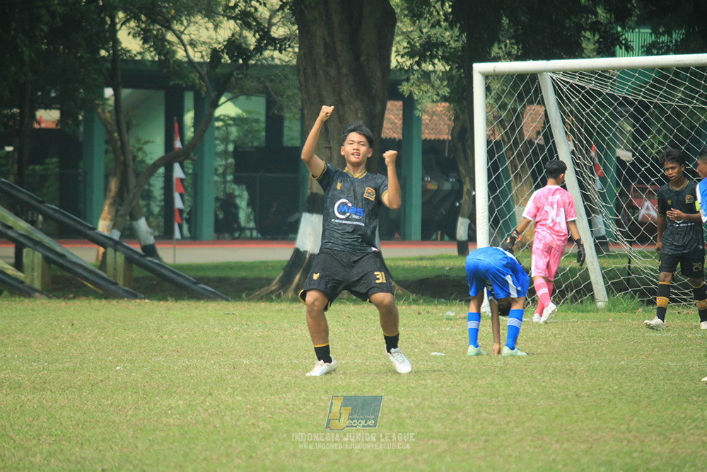 ijl u14 090825 wins soccer school vs metra muda soccer school