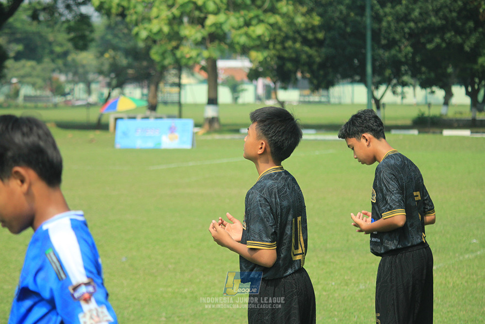 ijl u14 090825 wins soccer school vs metra muda soccer school
