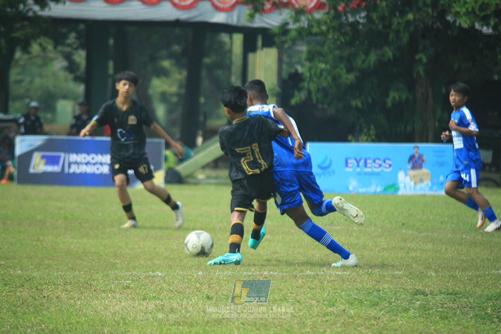 ijl u14 090825 wins soccer school vs metra muda soccer school