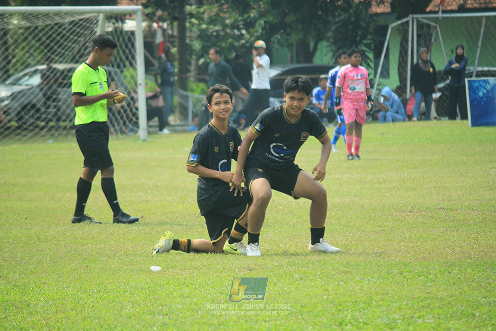 ijl u14 090825 wins soccer school vs metra muda soccer school