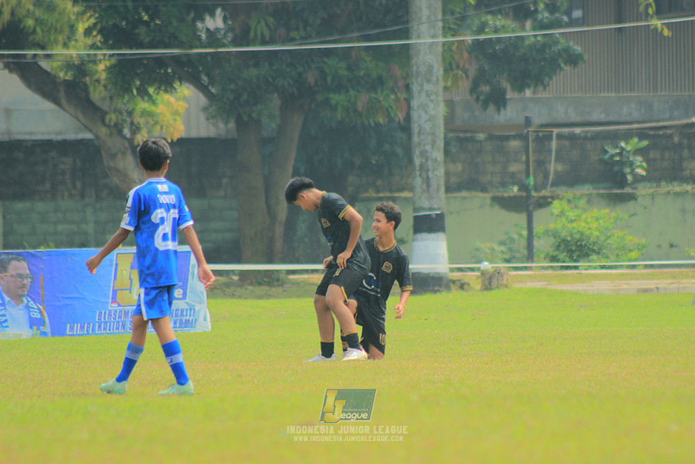 ijl u14 090825 wins soccer school vs metra muda soccer school