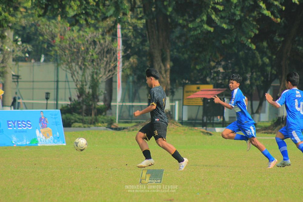 ijl u14 090825 wins soccer school vs metra muda soccer school