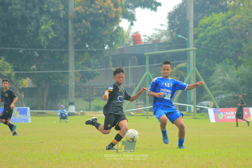 ijl u14 090825 wins soccer school vs metra muda soccer school