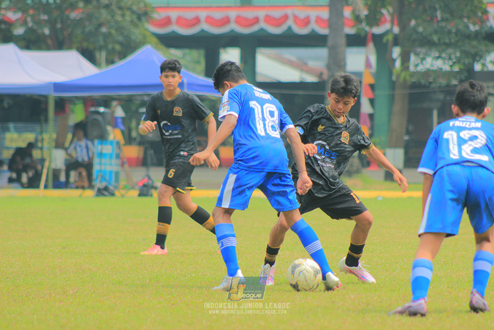 ijl u14 090825 wins soccer school vs metra muda soccer school