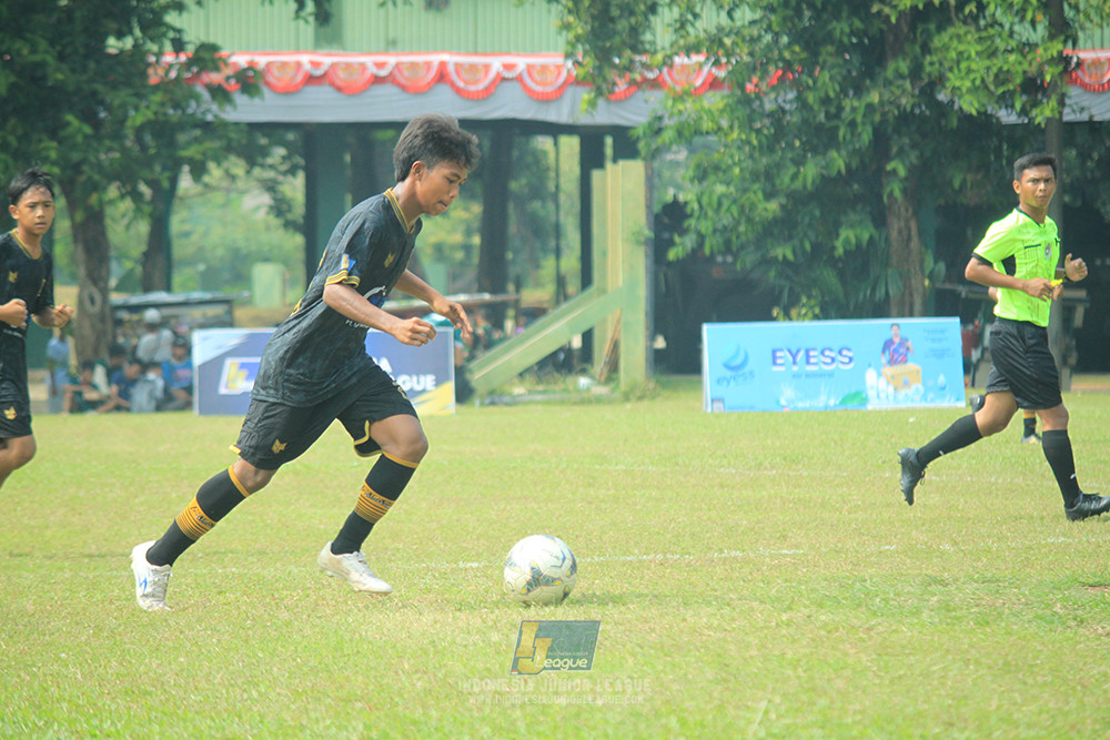 ijl u14 090825 wins soccer school vs metra muda soccer school