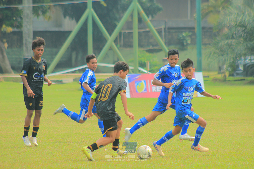 ijl u14 090825 wins soccer school vs metra muda soccer school