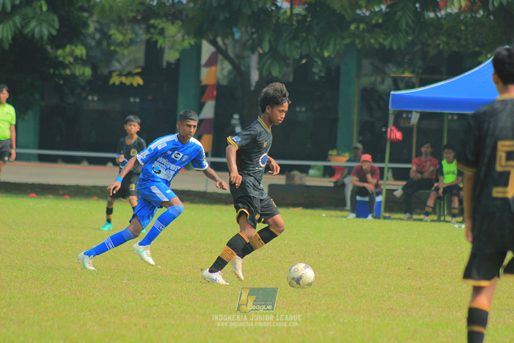 ijl u14 090825 wins soccer school vs metra muda soccer school