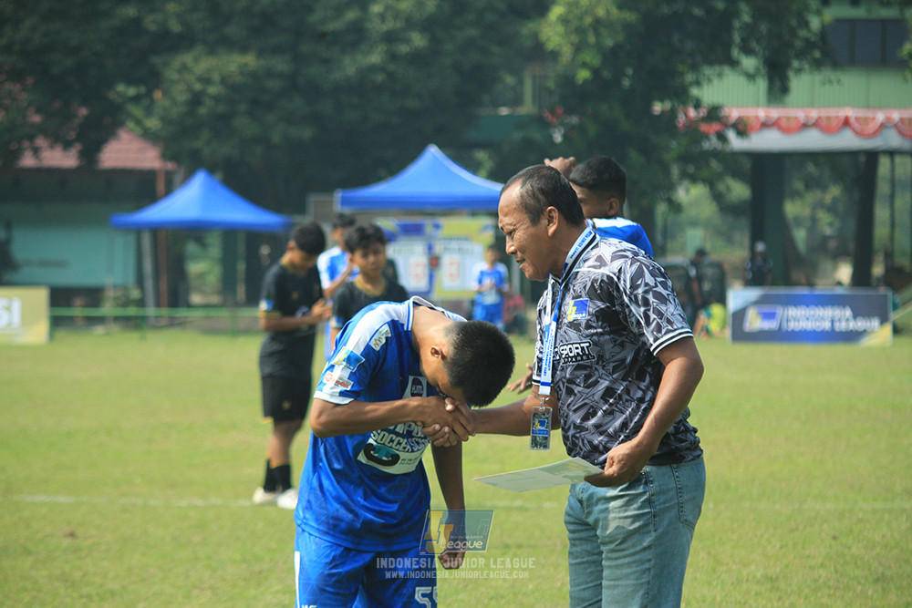 ijl u14 090825 wins soccer school vs metra muda soccer school