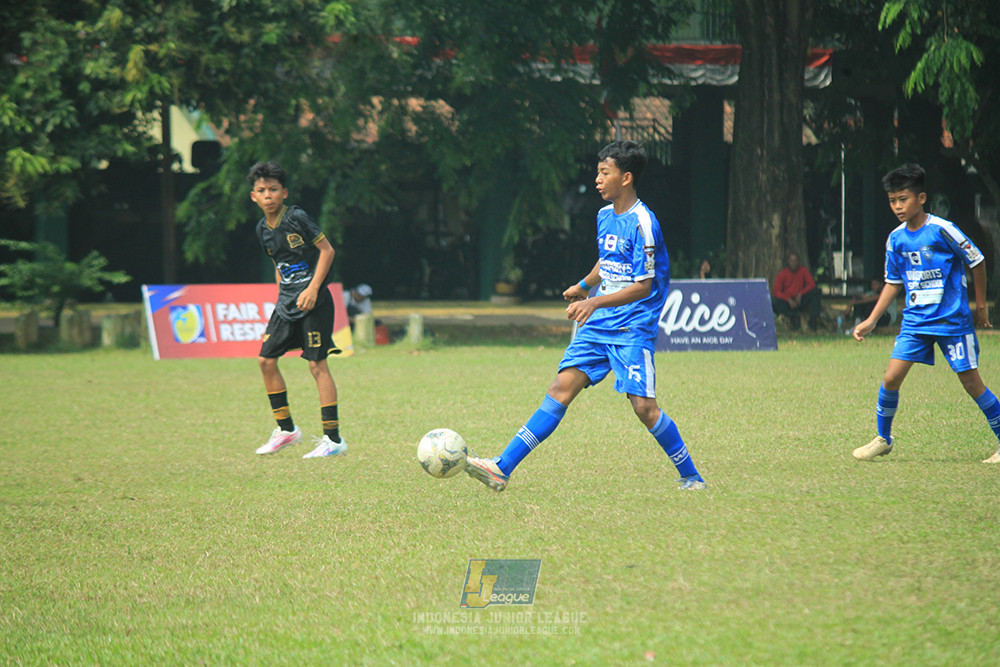 ijl u14 090825 wins soccer school vs metra muda soccer school