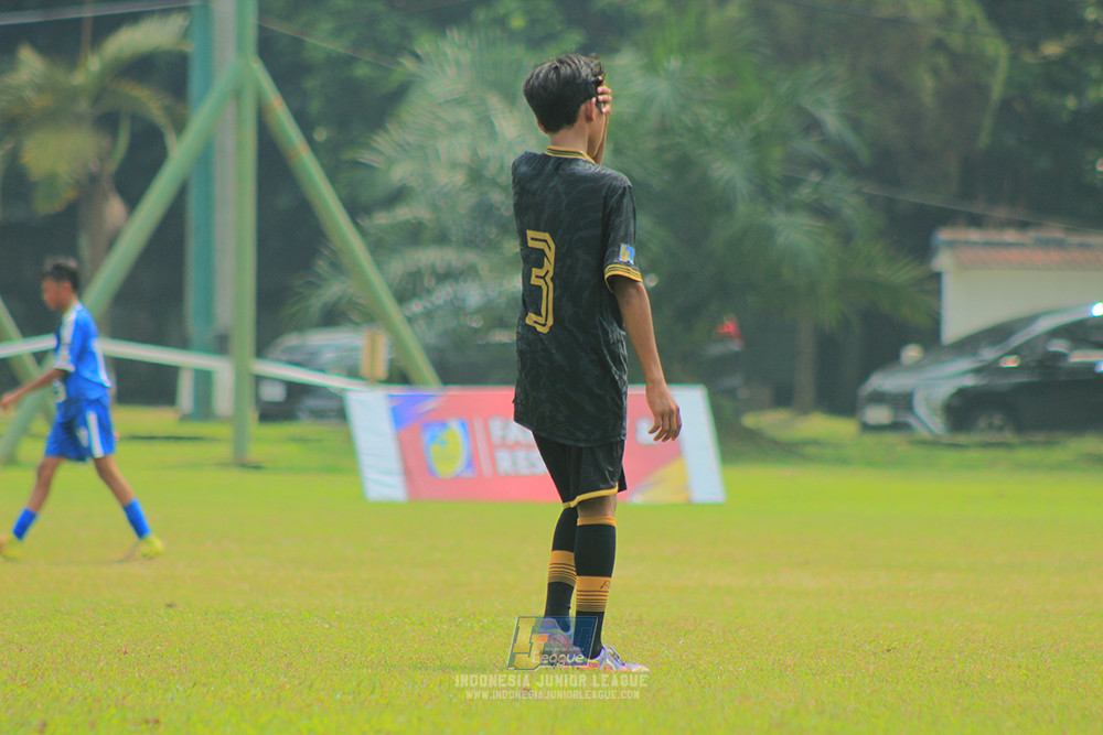 ijl u14 090825 wins soccer school vs metra muda soccer school