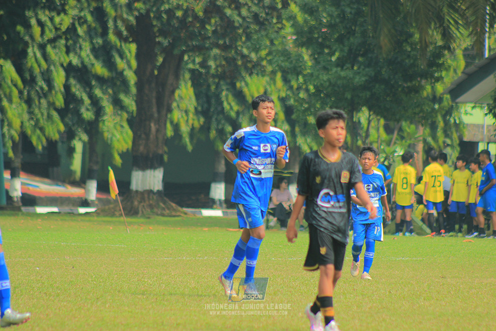 ijl u14 090825 wins soccer school vs metra muda soccer school