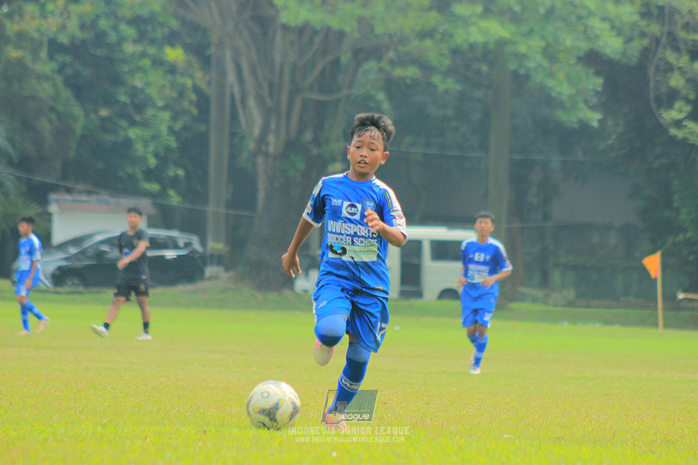 ijl u14 090825 wins soccer school vs metra muda soccer school