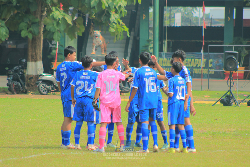 ijl u14 090825 wins soccer school vs metra muda soccer school