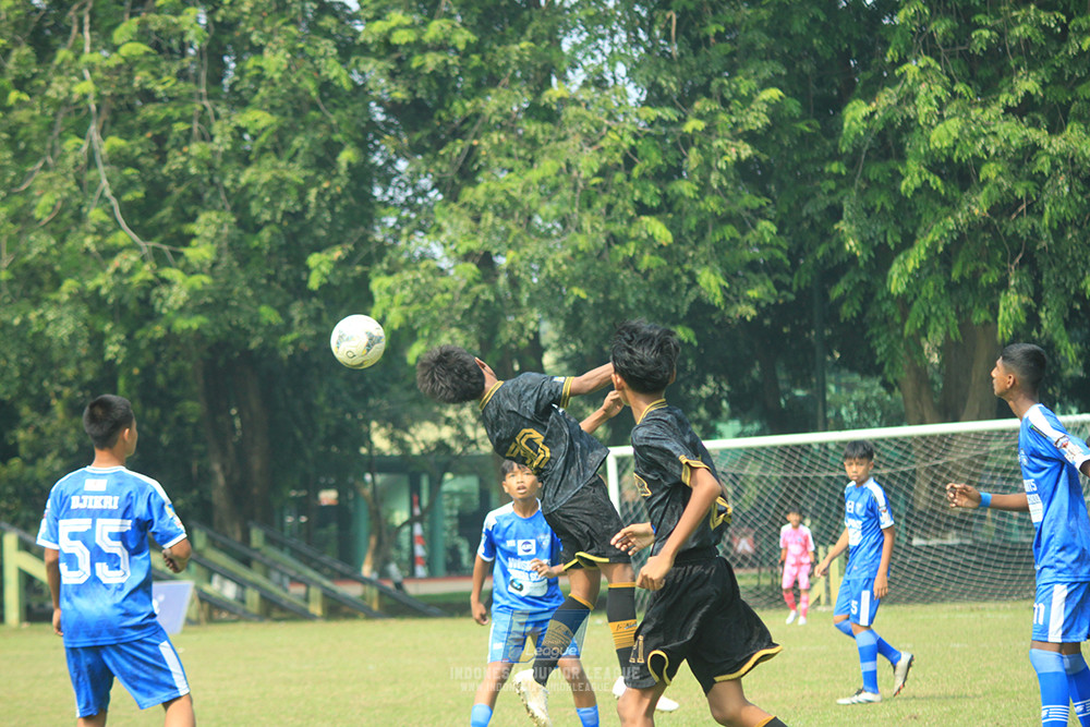 ijl u14 090825 wins soccer school vs metra muda soccer school