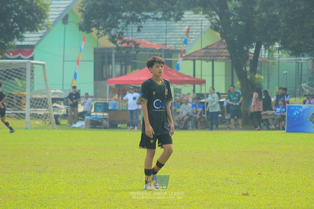 ijl u14 090825 wins soccer school vs metra muda soccer school