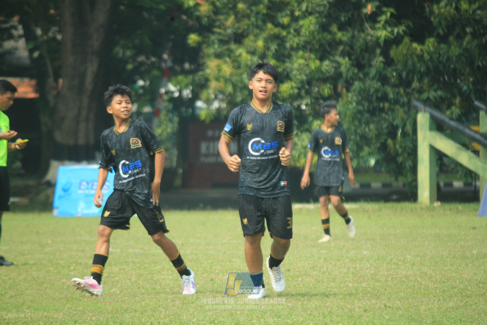 ijl u14 090825 wins soccer school vs metra muda soccer school