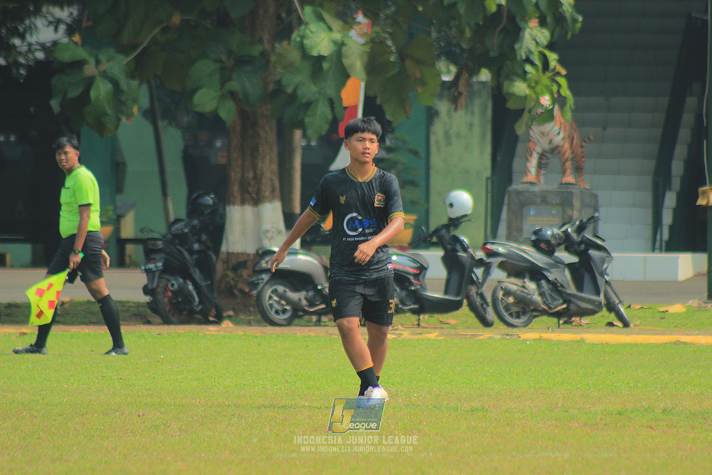 ijl u14 090825 wins soccer school vs metra muda soccer school