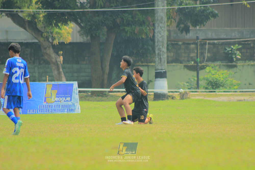 ijl u14 090825 wins soccer school vs metra muda soccer school