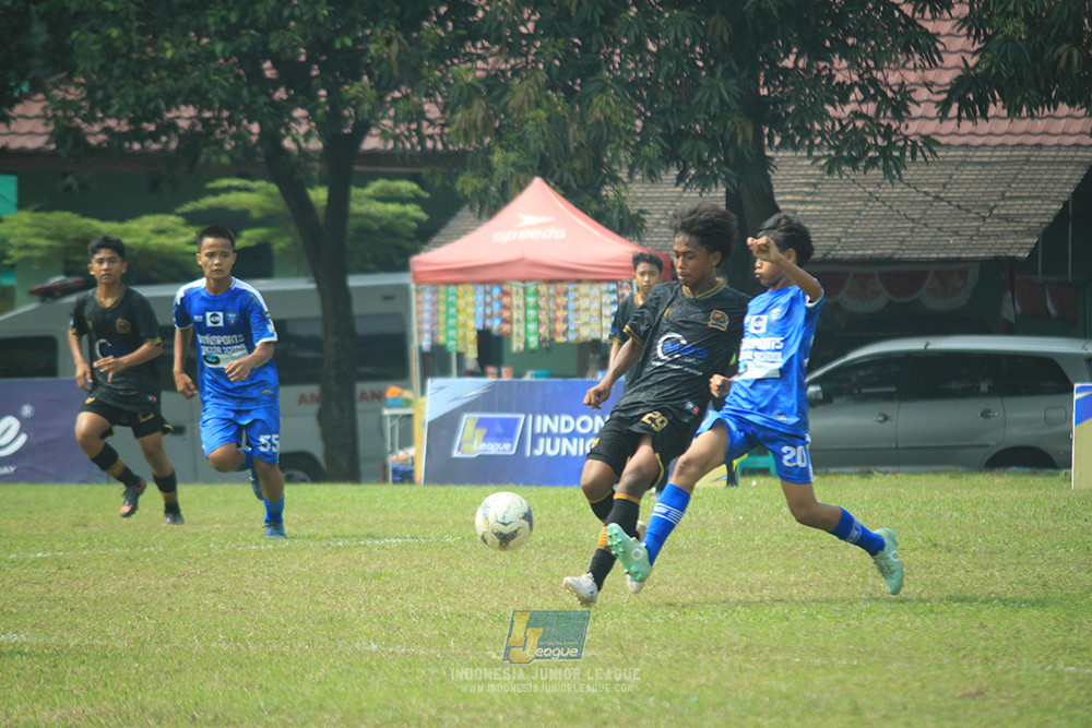 ijl u14 090825 wins soccer school vs metra muda soccer school