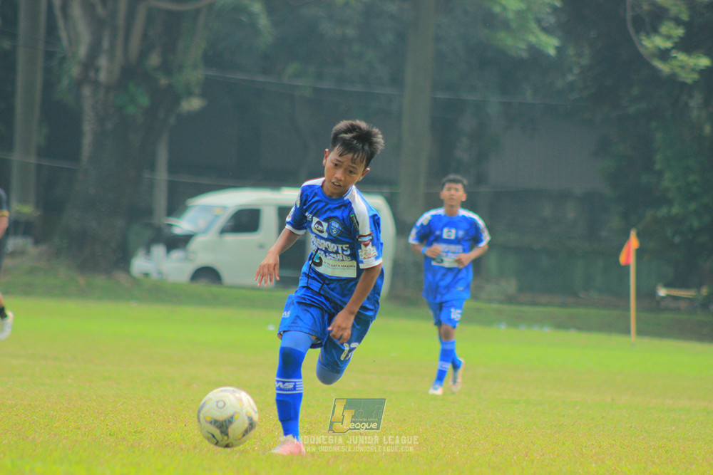 ijl u14 090825 wins soccer school vs metra muda soccer school
