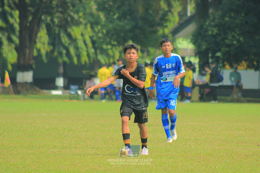 ijl u14 090825 wins soccer school vs metra muda soccer school