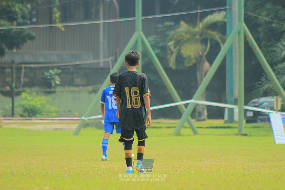 ijl u14 090825 wins soccer school vs metra muda soccer school