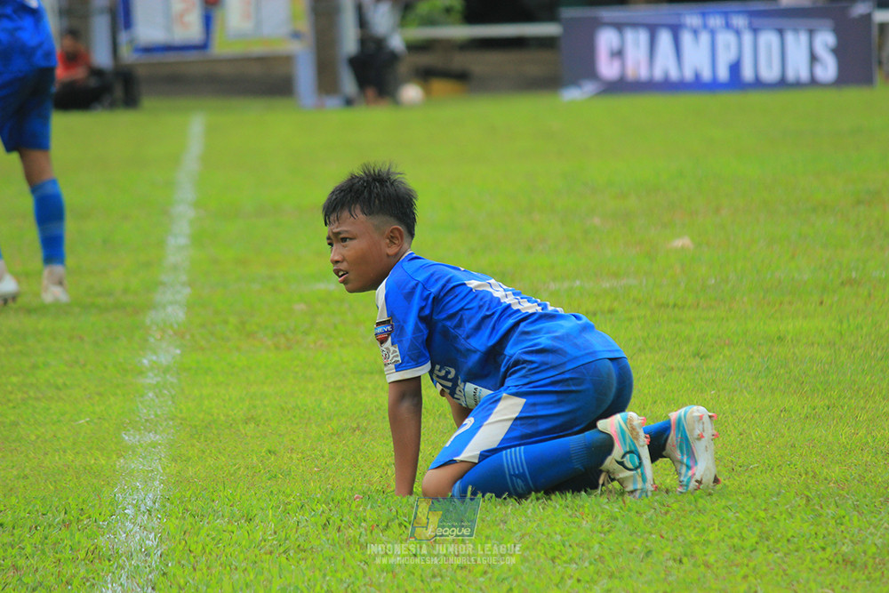 ijl u14 100126 wins soccer school vs brazillian soccer school lfa