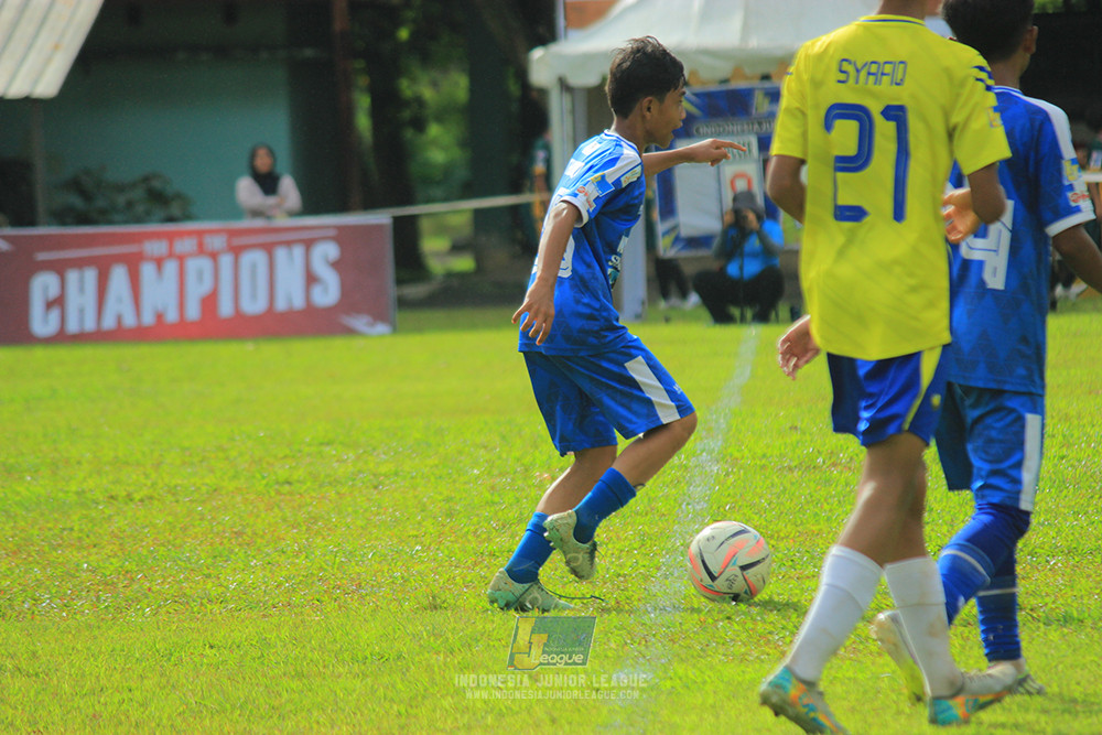 ijl u14 100126 wins soccer school vs brazillian soccer school lfa