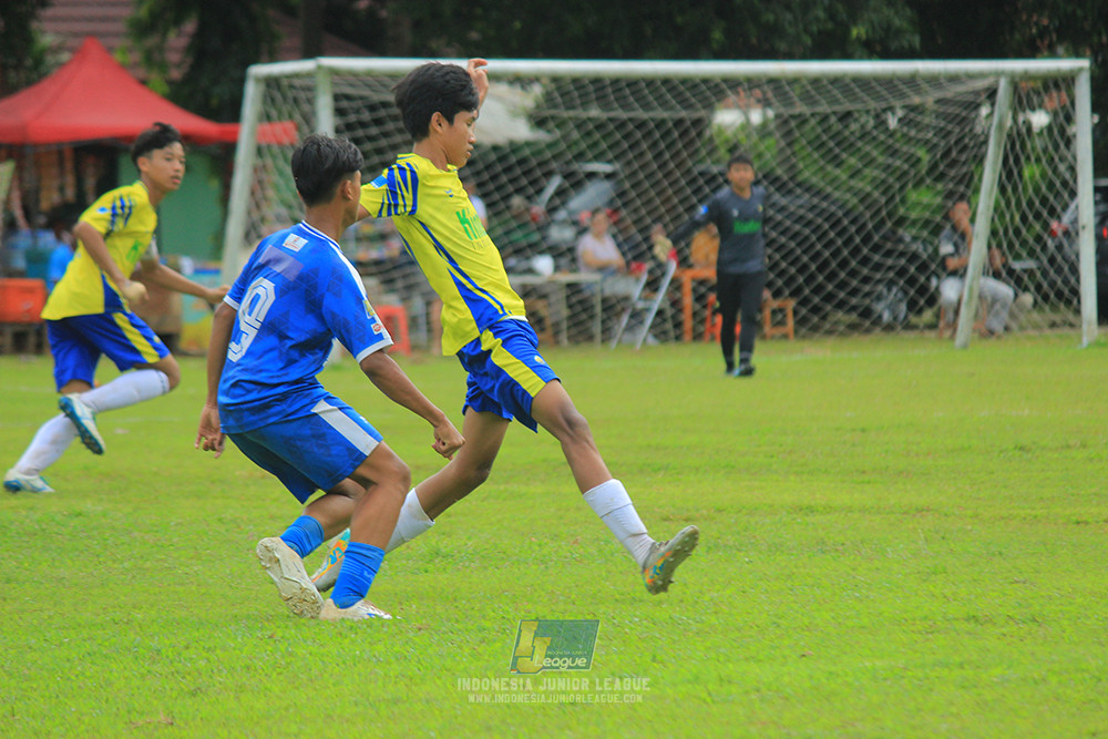 ijl u14 100126 wins soccer school vs brazillian soccer school lfa