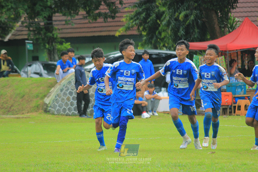 ijl u14 100126 wins soccer school vs brazillian soccer school lfa