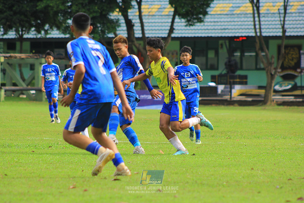 ijl u14 100126 wins soccer school vs brazillian soccer school lfa