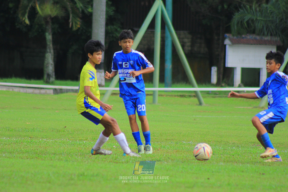 ijl u14 100126 wins soccer school vs brazillian soccer school lfa