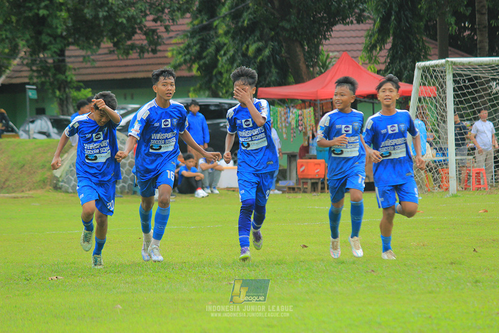 ijl u14 100126 wins soccer school vs brazillian soccer school lfa