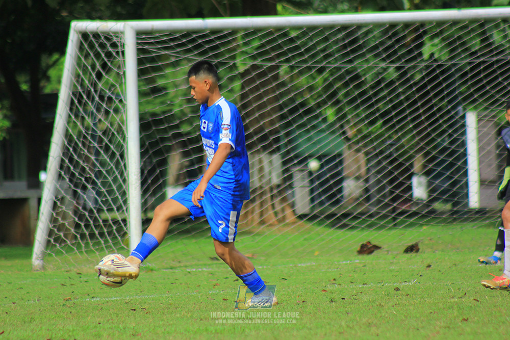 ijl u14 100126 wins soccer school vs brazillian soccer school lfa