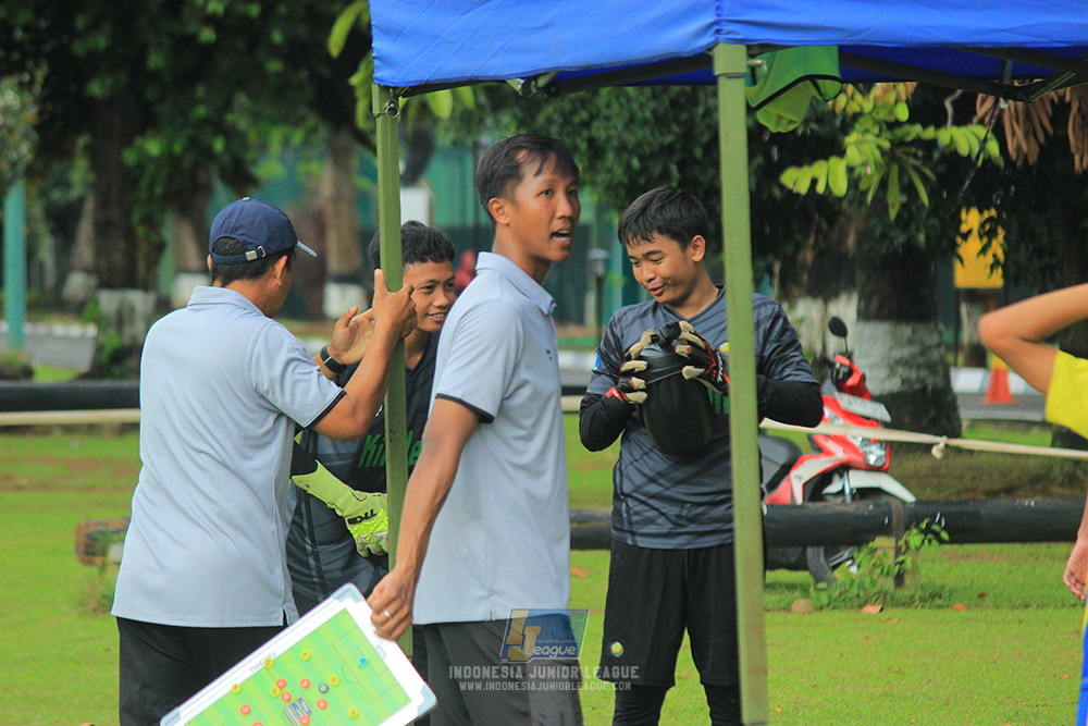 ijl u14 100126 wins soccer school vs brazillian soccer school lfa