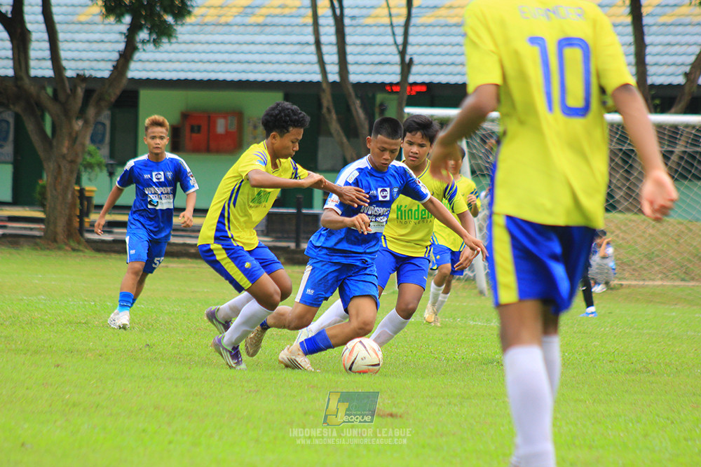 ijl u14 100126 wins soccer school vs brazillian soccer school lfa