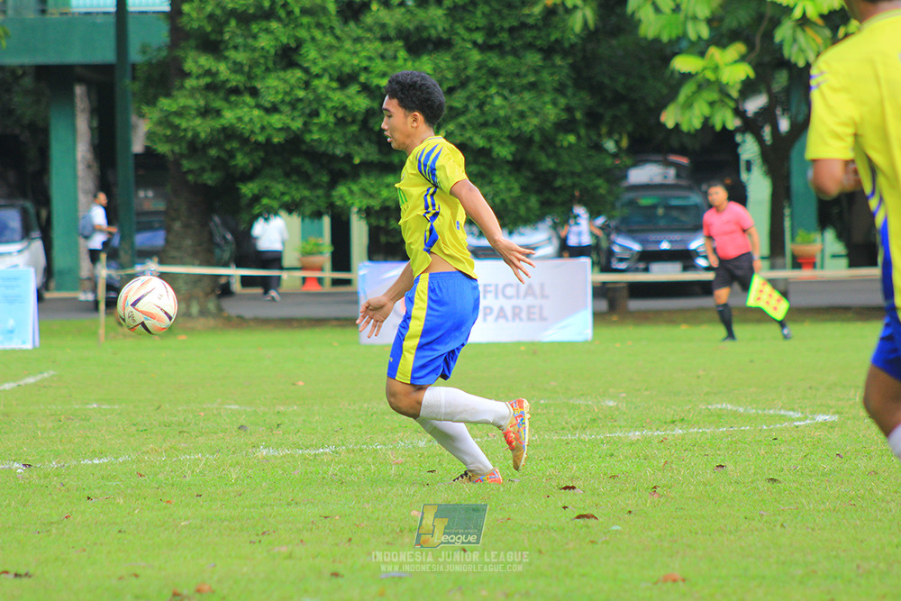 ijl u14 100126 wins soccer school vs brazillian soccer school lfa