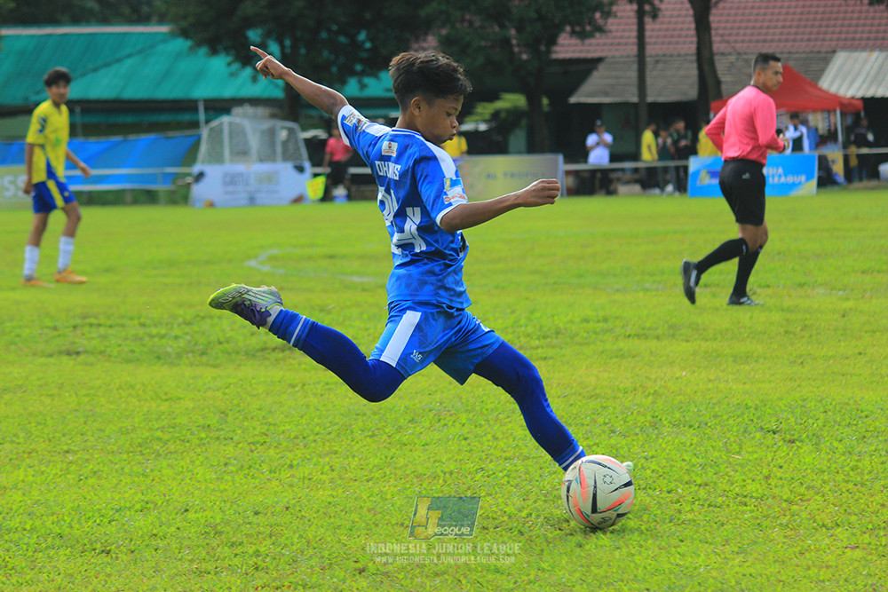 ijl u14 100126 wins soccer school vs brazillian soccer school lfa