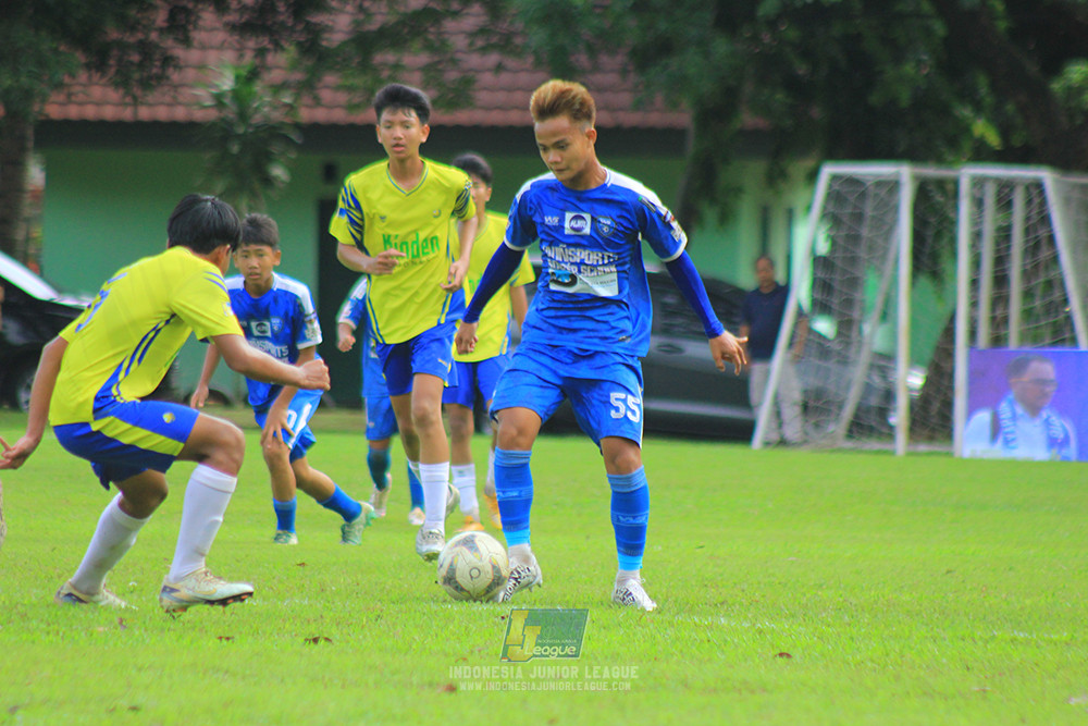 ijl u14 100126 wins soccer school vs brazillian soccer school lfa