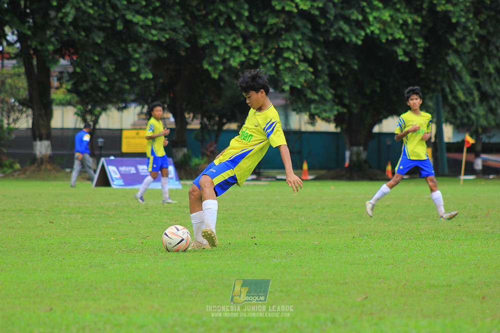 ijl u14 100126 wins soccer school vs brazillian soccer school lfa