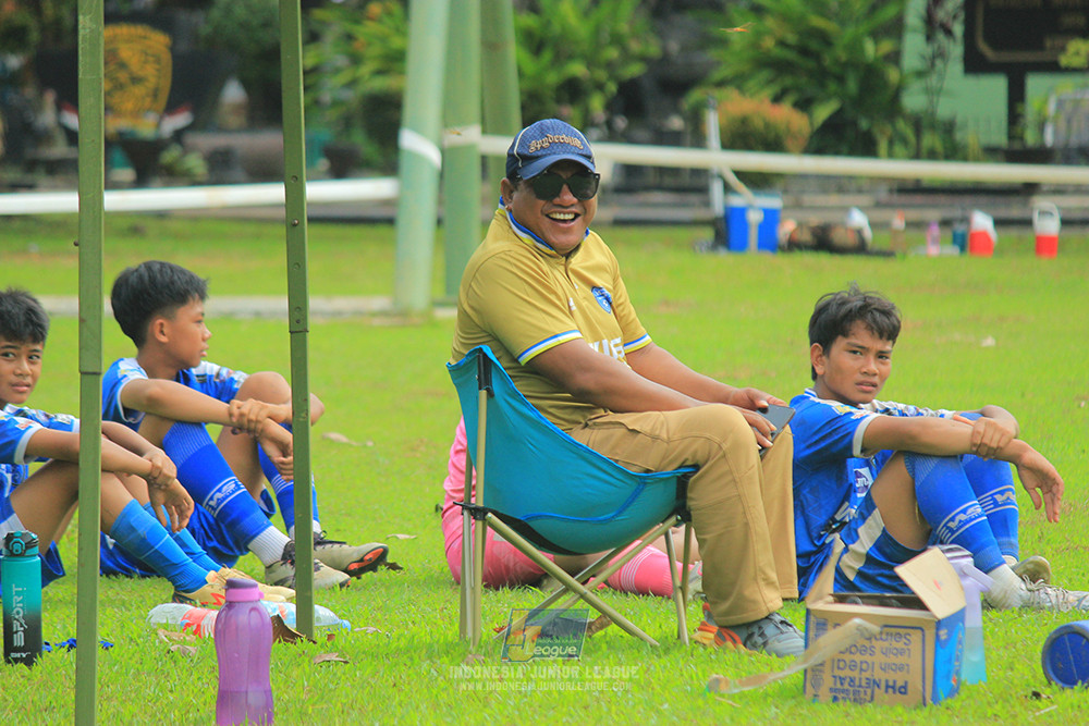 ijl u14 100126 wins soccer school vs brazillian soccer school lfa