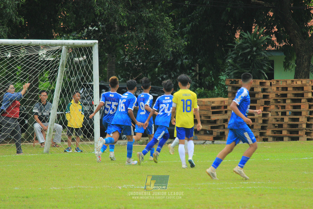 ijl u14 100126 wins soccer school vs brazillian soccer school lfa