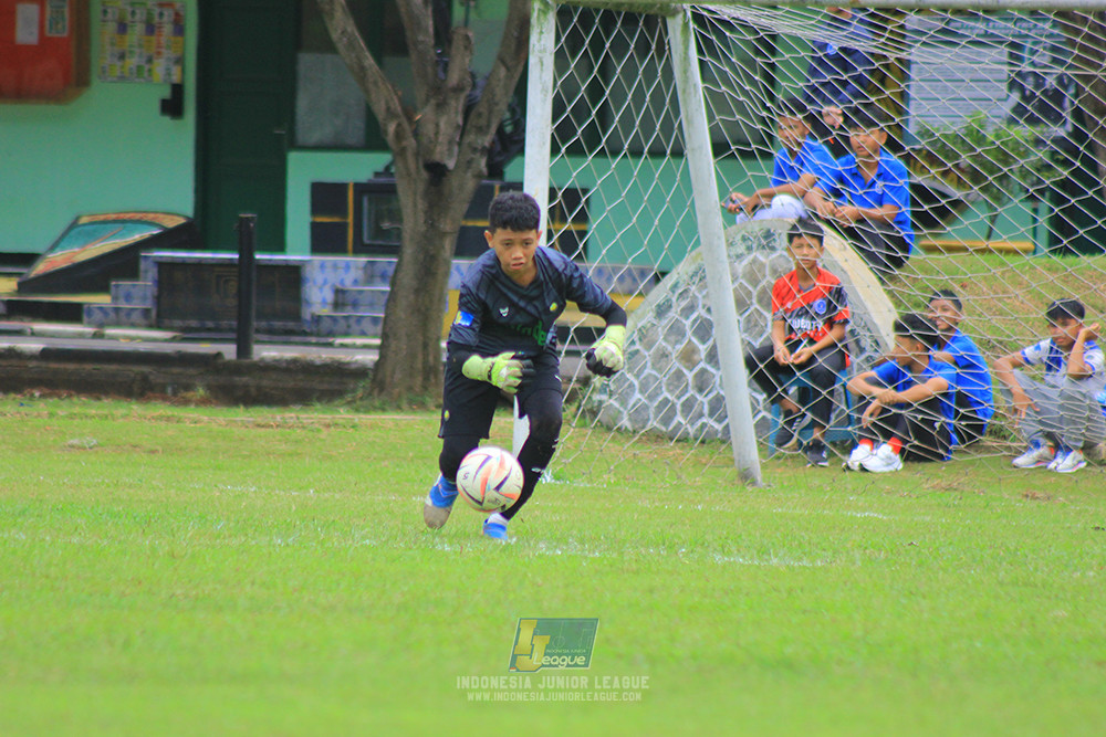 ijl u14 100126 wins soccer school vs brazillian soccer school lfa